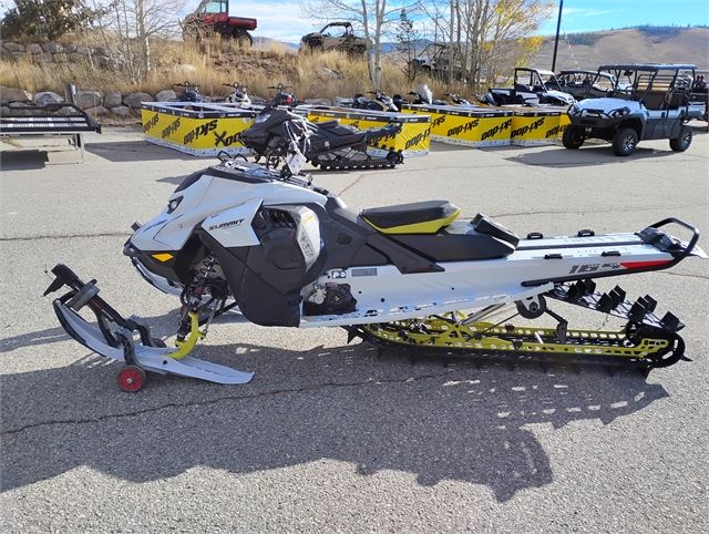 2025 Ski-Doo Summit Adrenaline w/ Edge Package 165 850 E-TEC SHOT PowderMax X-Light 3.0 w/ FlexEdge in Granby, Colorado - Photo 2