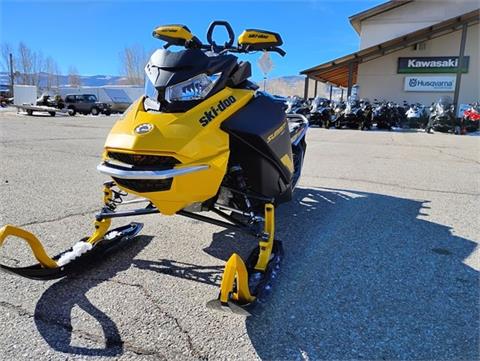 2025 Ski-Doo Summit NEO+ 600 EFI ES Hurricane 1.75 w/ FlexEdge HAC in Granby, Colorado - Photo 2