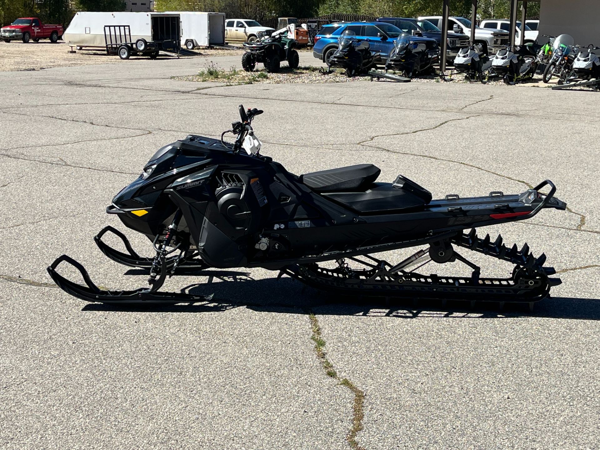 2026 Ski-Doo Summit Adrenaline w/ Edge Package 154 850 E-TEC SH 4