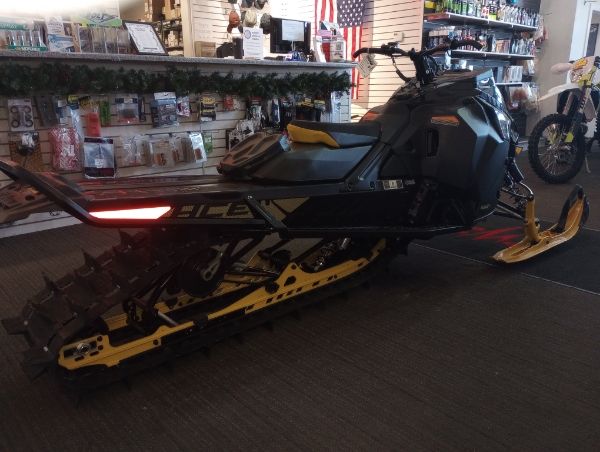 2024 Ski-Doo Summit HCE 850 E-TEC SHOT PowderMax 2.5 in Granby, Colorado - Photo 4