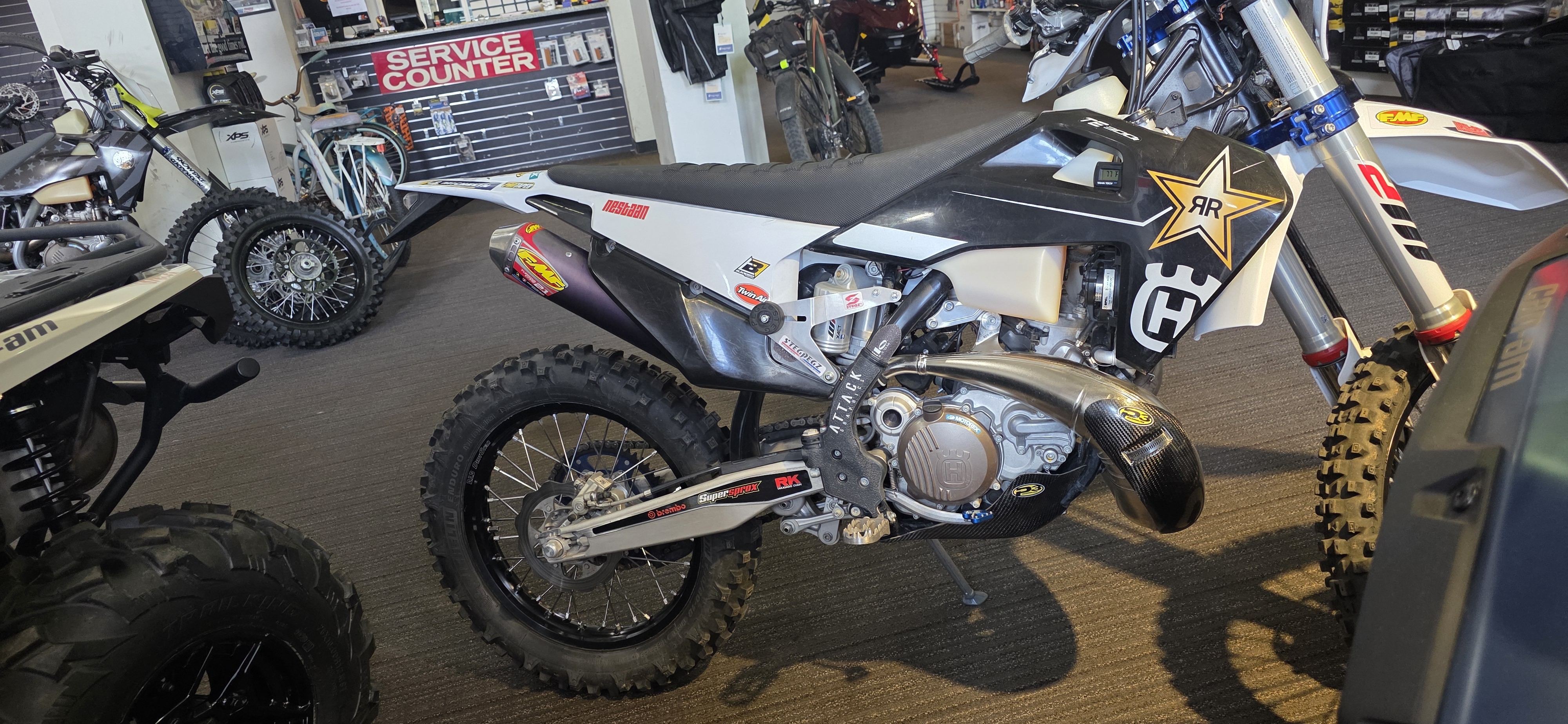 2022 Husqvarna TE 300i Rockstar Edition 3