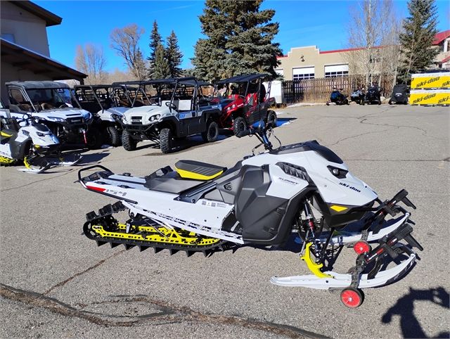 2025 Ski-Doo Summit Adrenaline w/ Edge Package 154 850 E-TEC SHOT PowderMax X-Light 3.0 w/ FlexEdge in Granby, Colorado - Photo 1