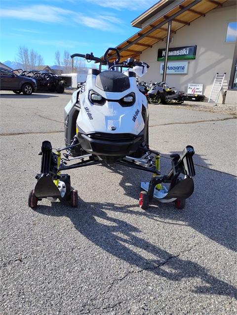 2025 Ski-Doo Summit Adrenaline w/ Edge Package 154 850 E-TEC SHOT PowderMax X-Light 3.0 w/ FlexEdge in Granby, Colorado - Photo 1