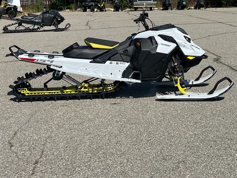 New 2025 Ski-Doo Summit Adrenaline w/ Edge Package 154 850 E-TEC