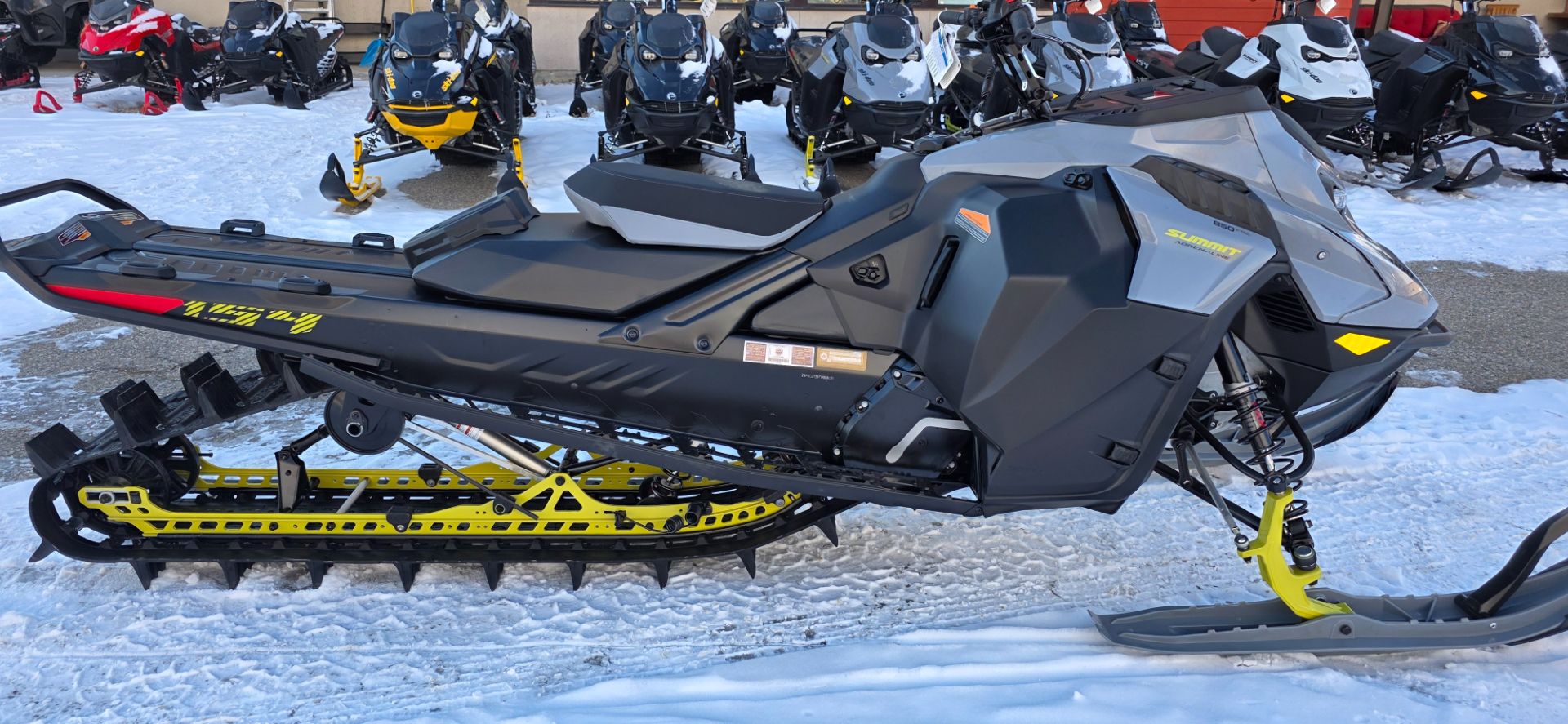 2026 Ski-Doo Summit Adrenaline w/ Edge Package 154 850 E-TEC SH 5