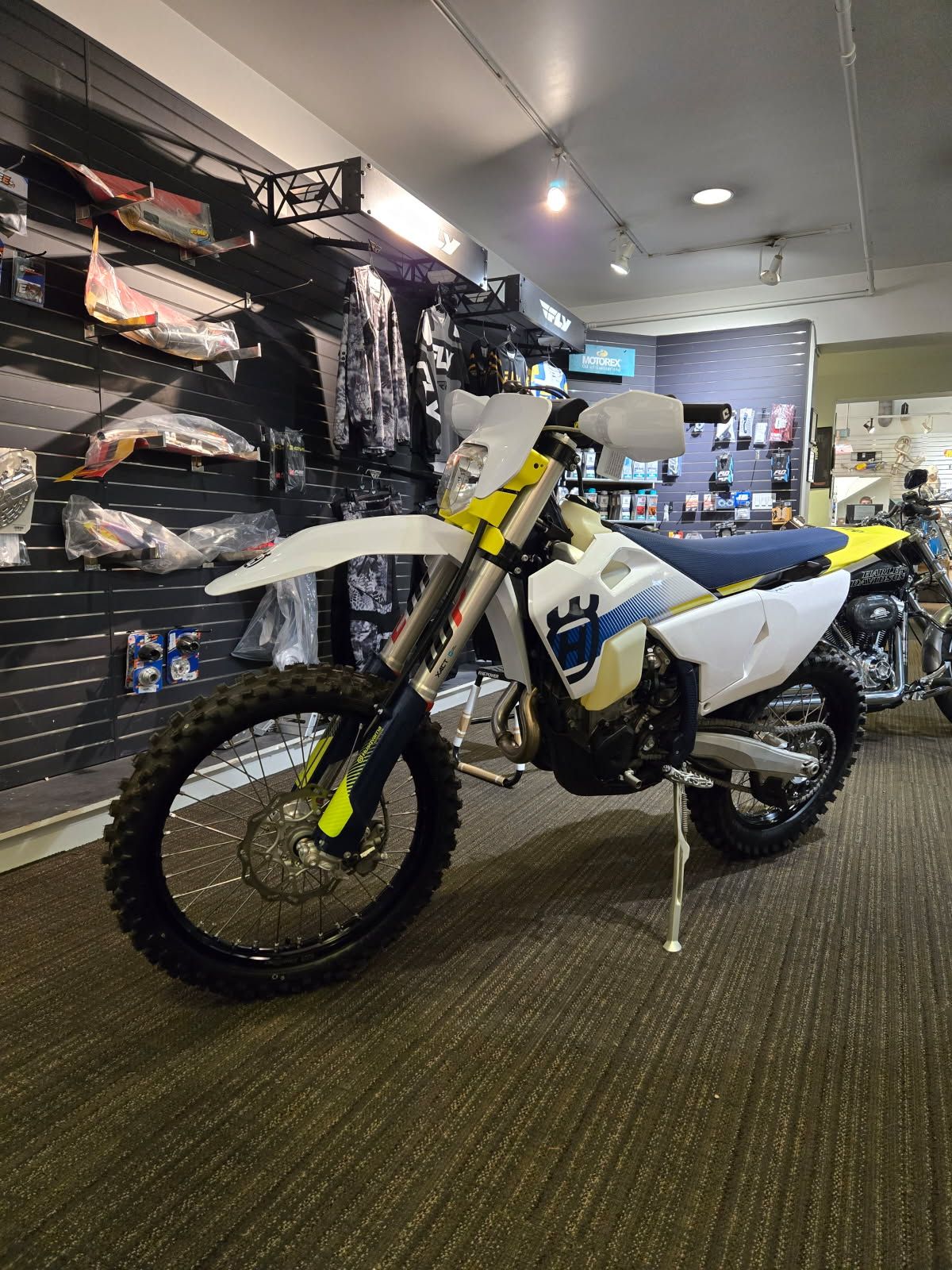 Husqvarna New Dual Sport Motorcycles 2021 Motor Trail