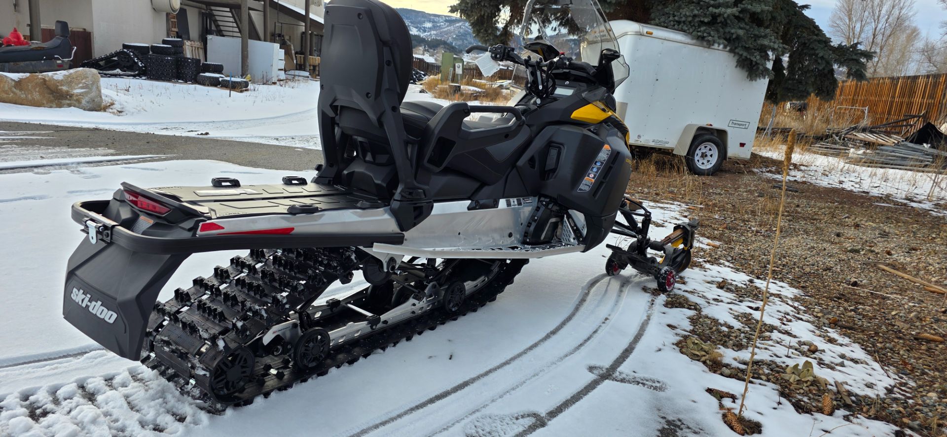 2026 Ski-Doo Expedition Sport photo 8