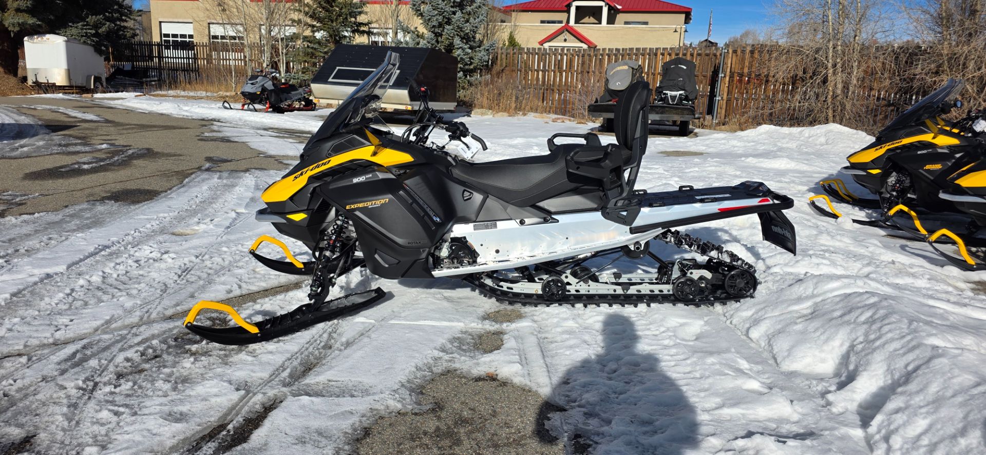 2026 Ski-Doo Expedition Sport 900 ACE ES Charger 1.5 3