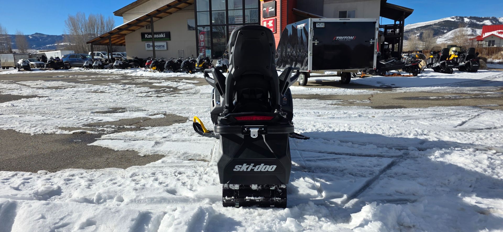 2026 Ski-Doo Expedition Sport 900 ACE ES Charger 1.5 5