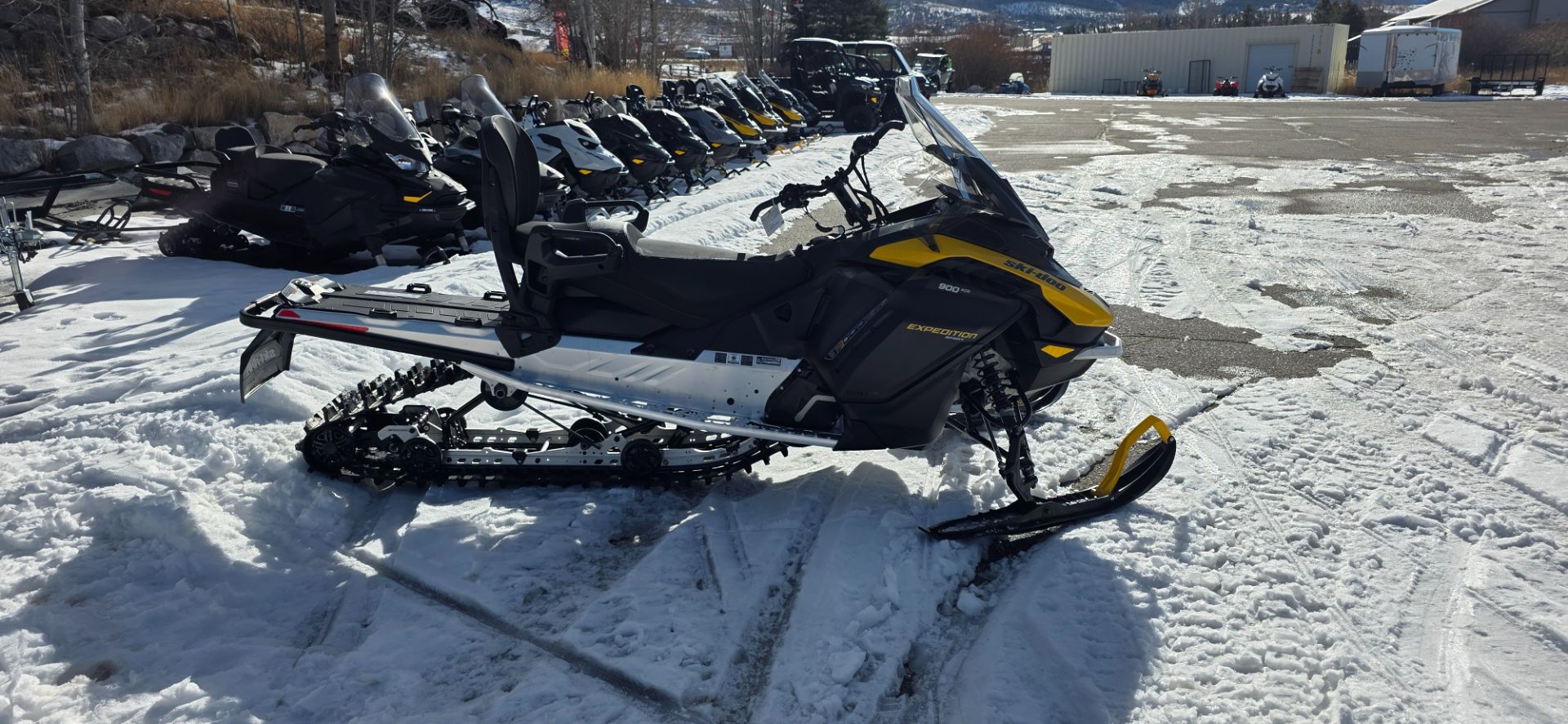 2026 Ski-Doo Expedition Sport 900 ACE ES Charger 1.5 7