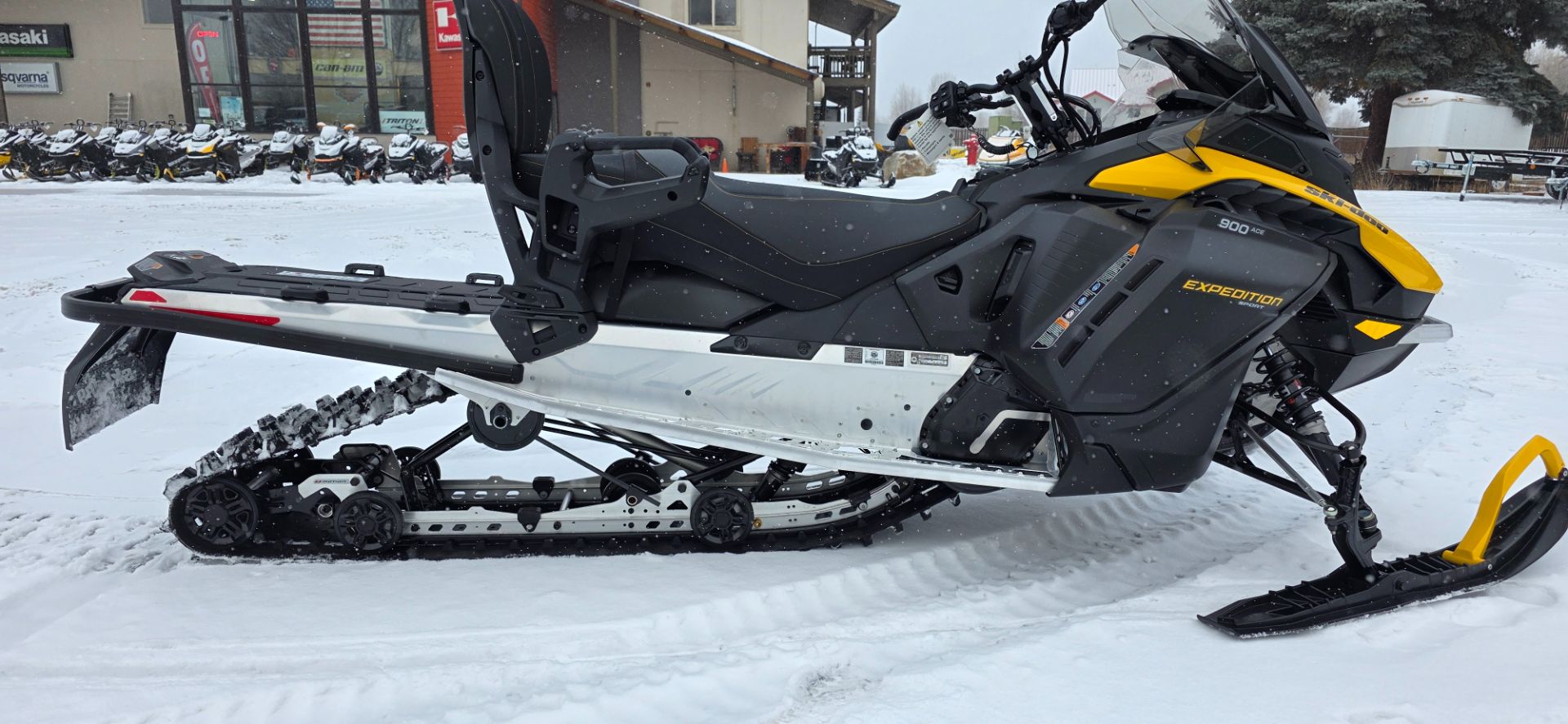 2026 Ski-Doo Expedition Sport photo 4