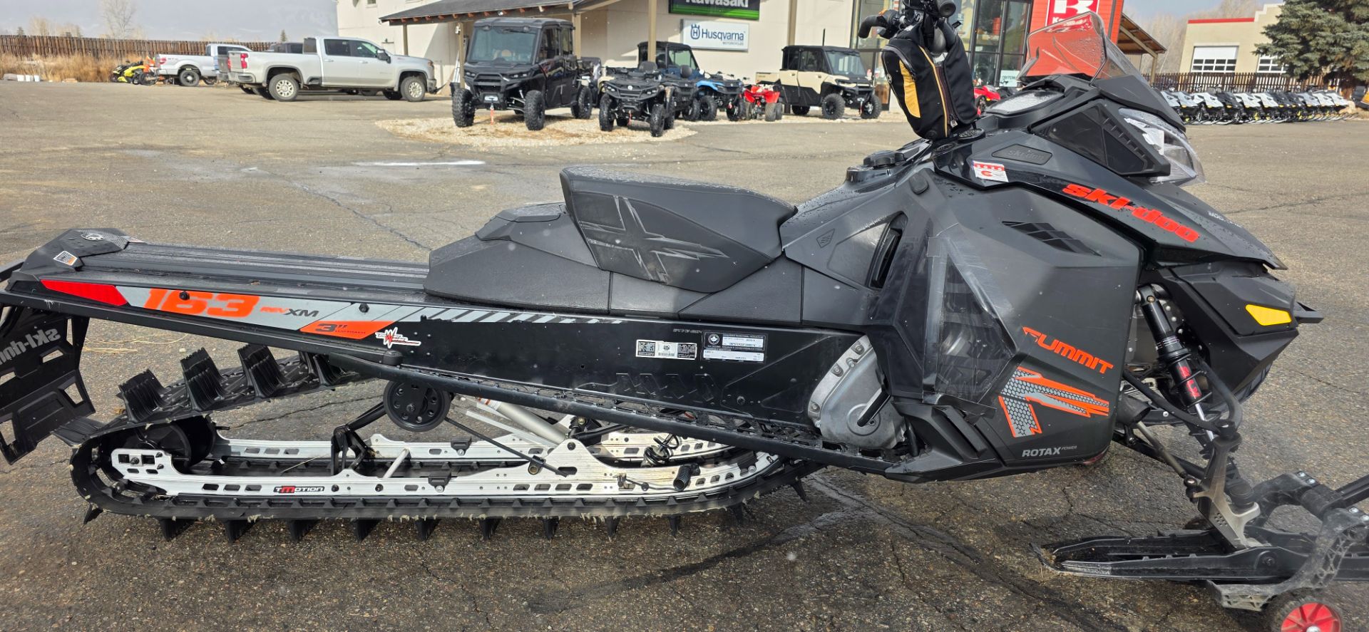 2015 Ski-Doo Summit® X® 163 800R E-TEC®, PowderMax 3.0" 7