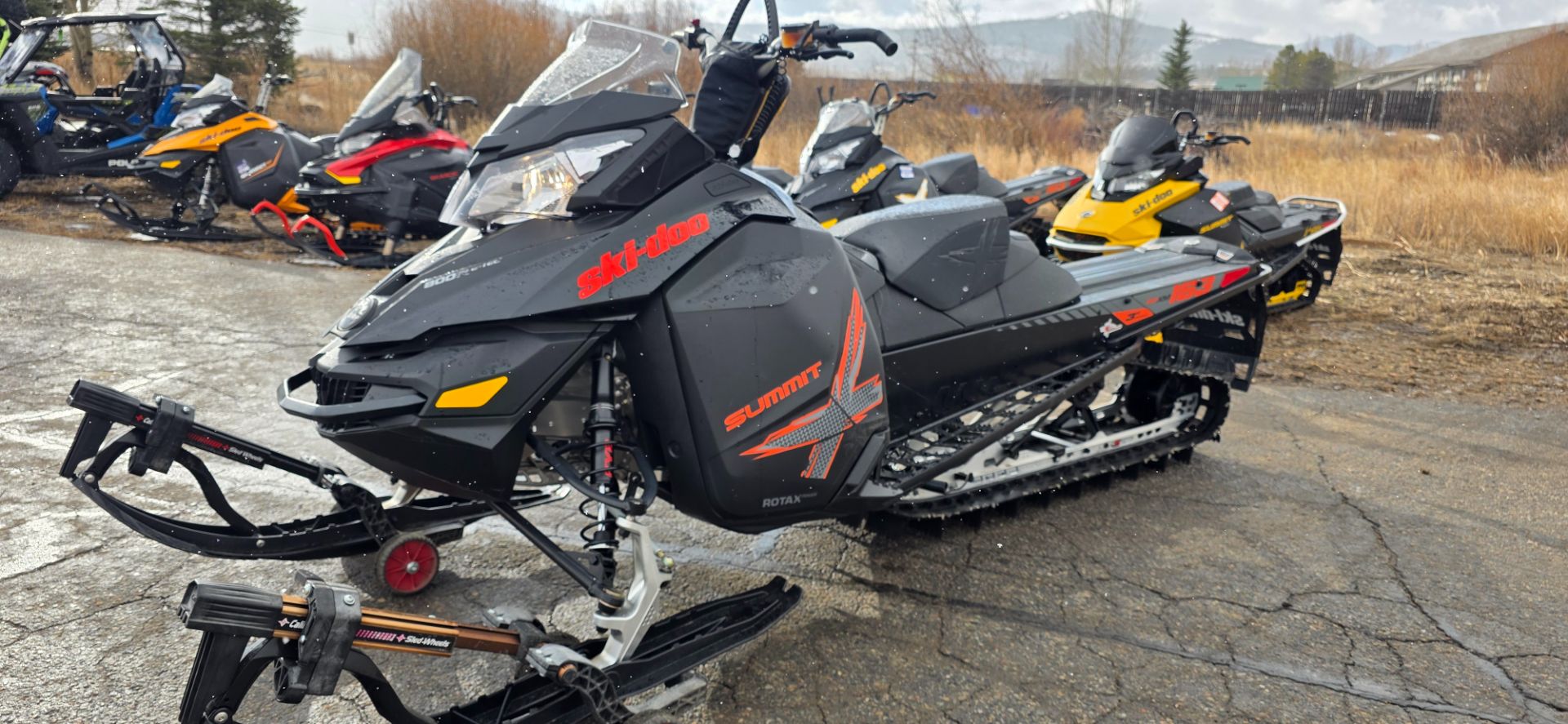 2015 Ski-Doo Summit® X® 163 800R E-TEC®, PowderMax 3.0" for sale 1072859