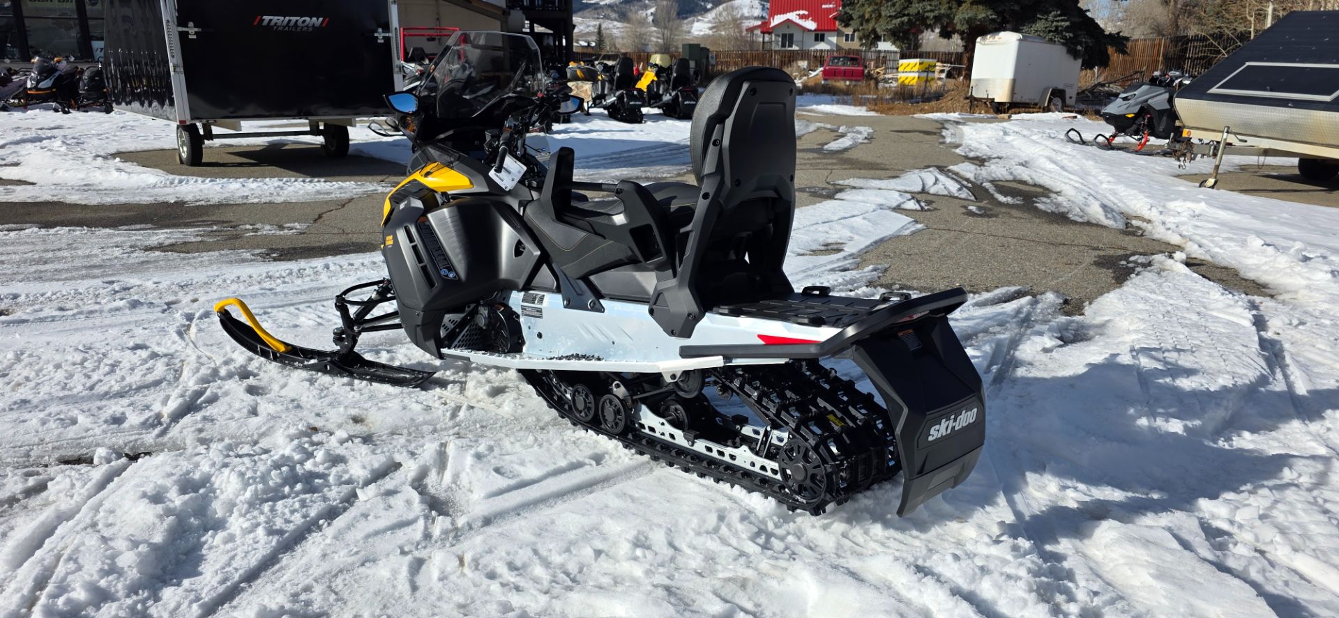 2026 Ski-Doo Grand Touring Sport 600 ACE ES Silent Track II 1.2 3