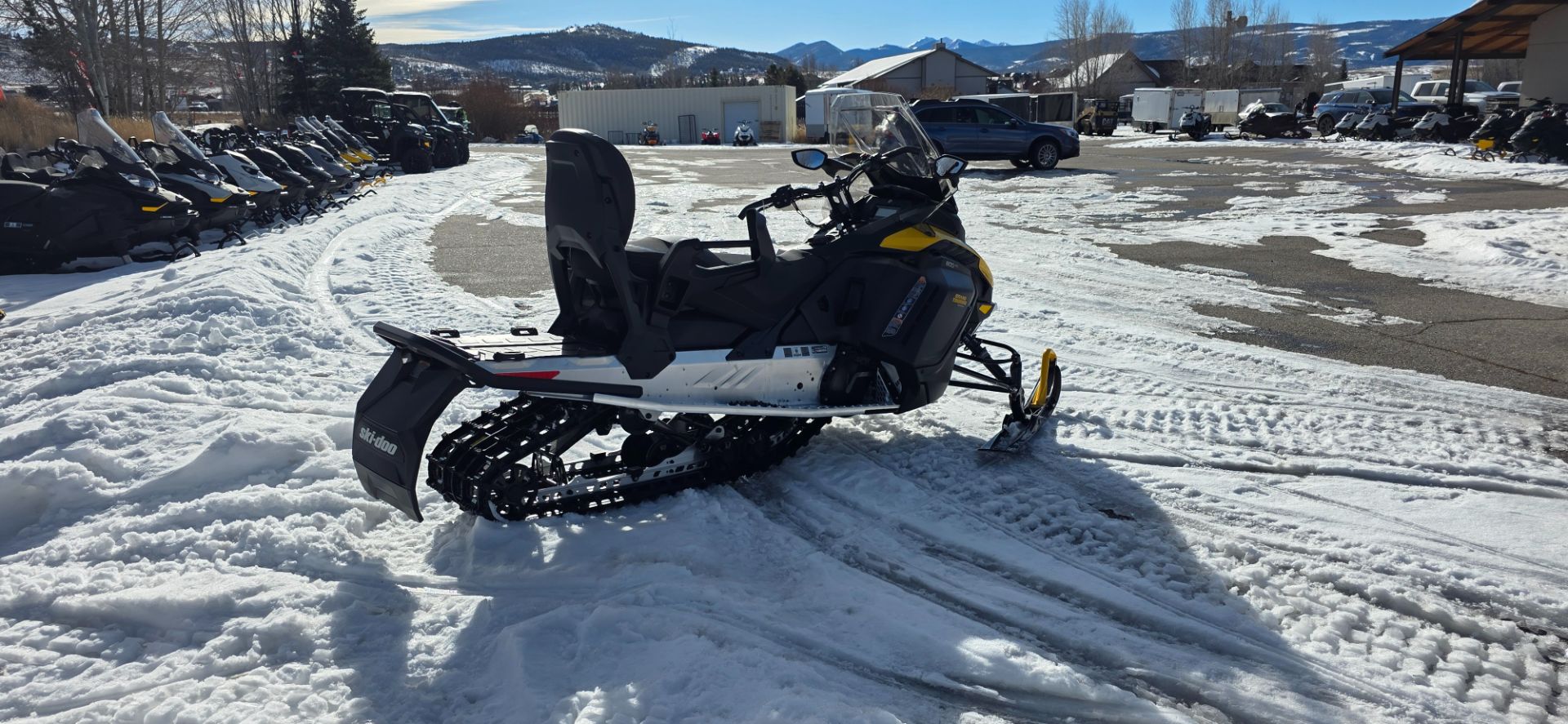 2026 Ski-Doo Grand Touring Sport 600 ACE ES Silent Track II 1.2 5