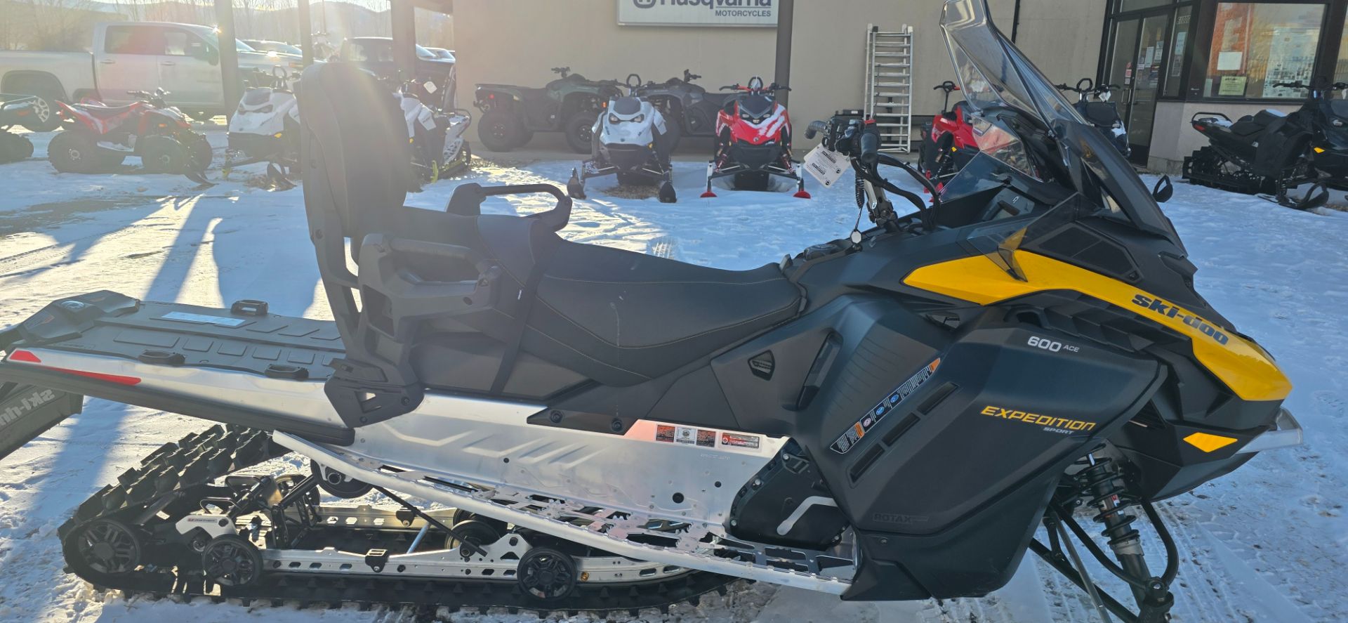 2026 Ski-Doo Expedition Sport photo 9