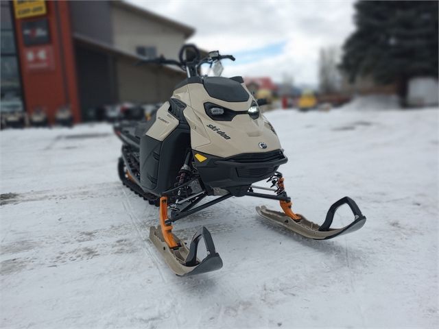 2024 Ski-Doo Summit Adrenaline with Edge Package 154 600R E-TEC SHOT PowderMax Light 2.5 w/ FlexEdge in Granby, Colorado - Photo 4