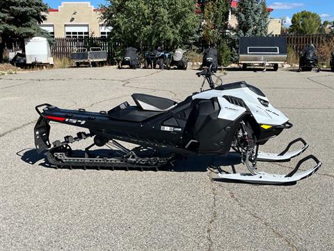 2026 Ski-Doo Summit Adrenaline 154 850 E-TEC SHOT PowderMax Light 2.5 w/ FlexEdge — photo 1 of 4