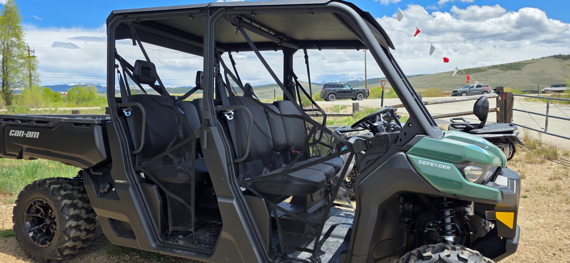 2025 Can-Am™ Defender MAX DPS HD7 5