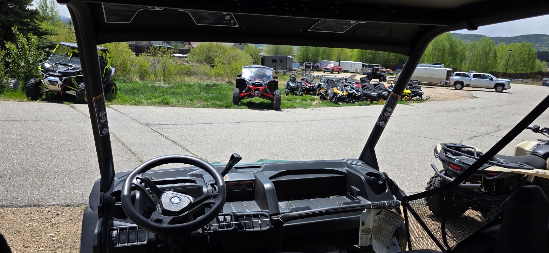 2025 Can-Am™ Defender MAX DPS HD7 6