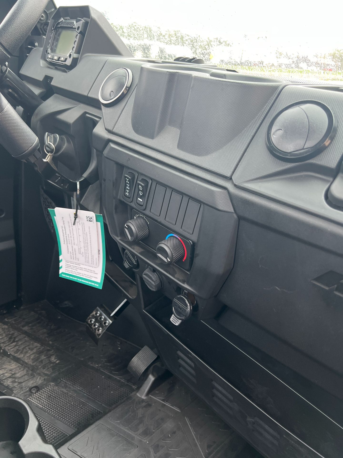 2026 Polaris Ranger 1000 Cab 4