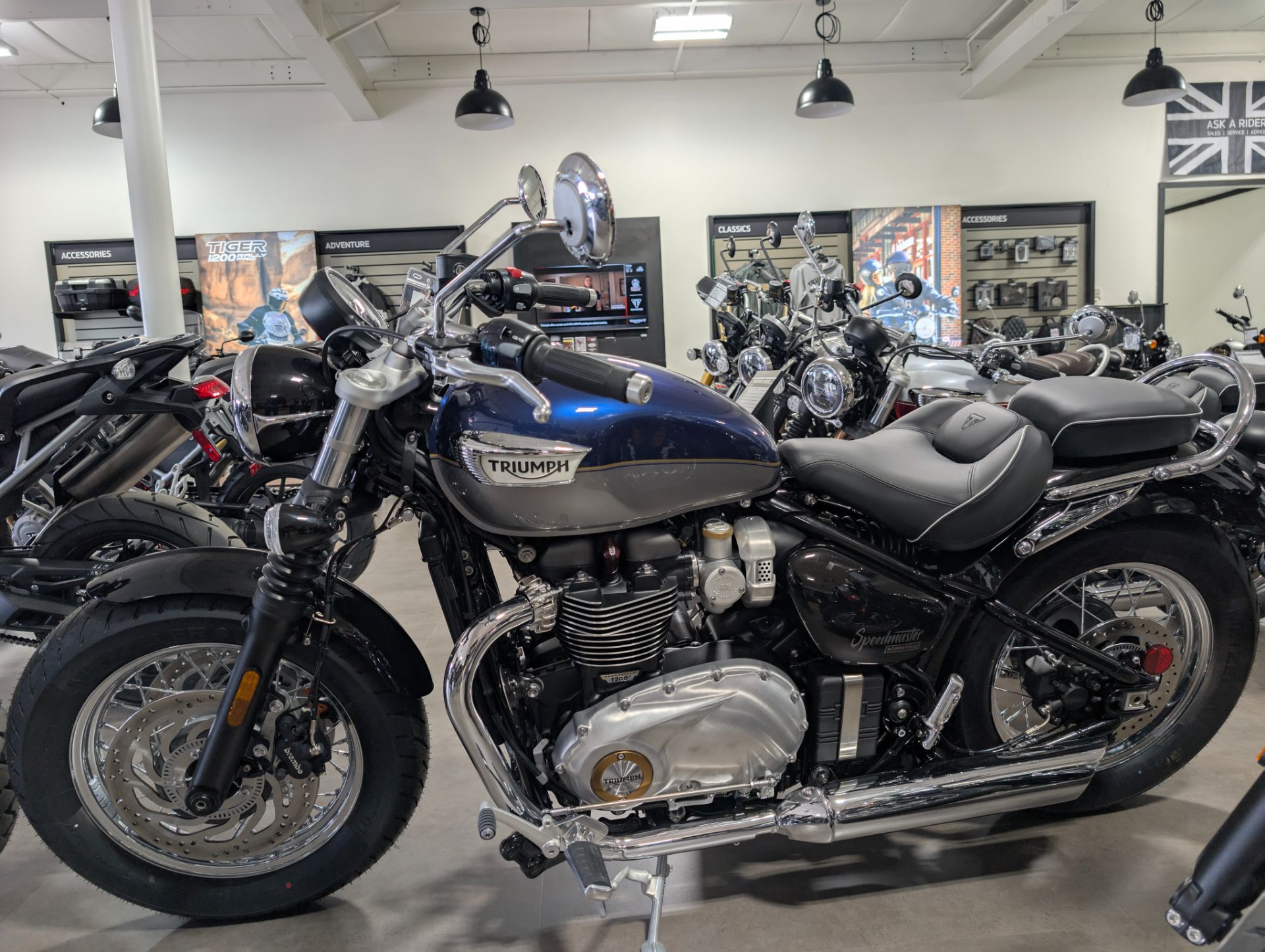 New 2025 Triumph Bonneville Speedmaster, Elkhart IN | Specs, Price