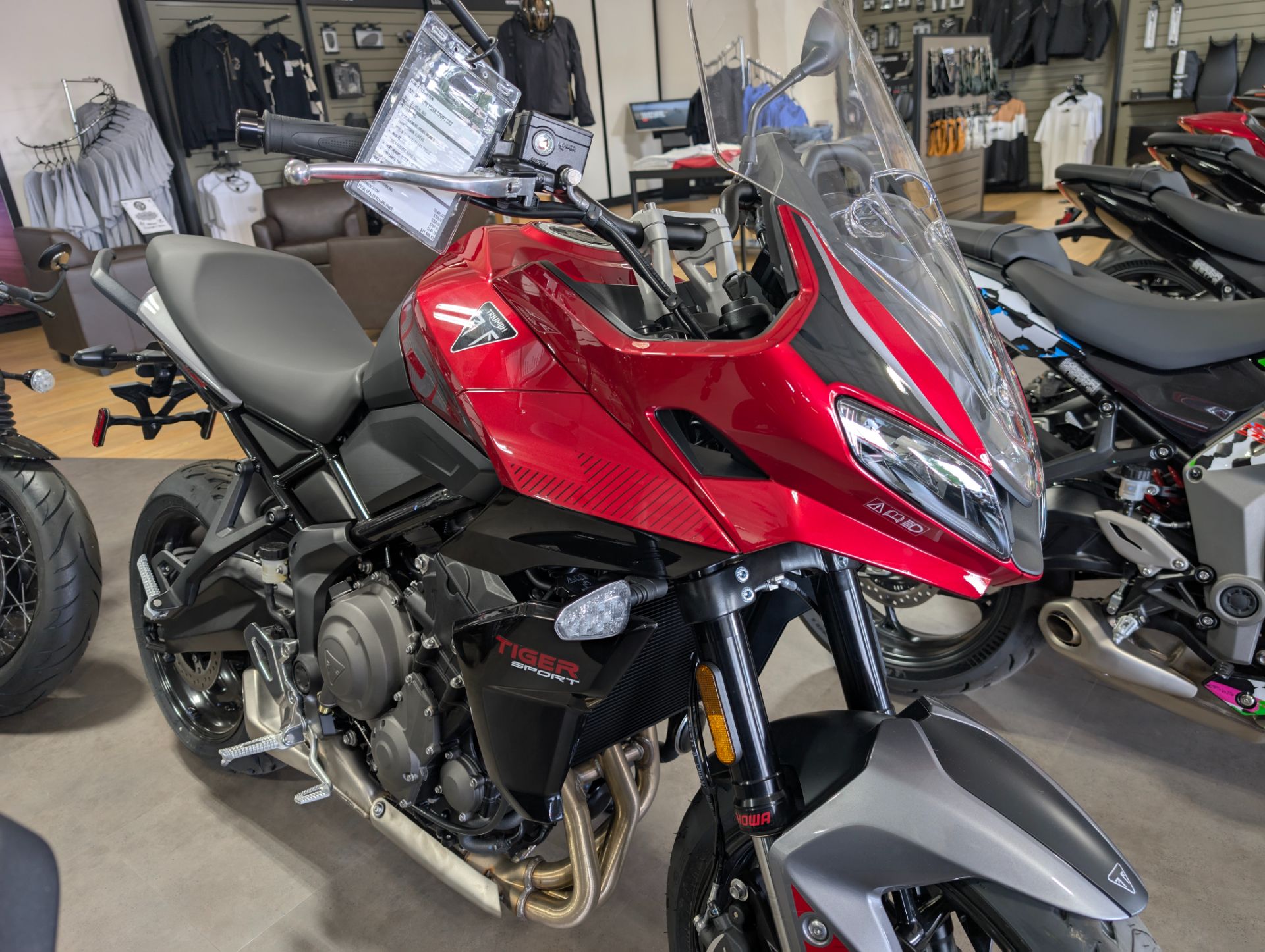 phénix ミドラーブラック/レッド New 2025 Triumph Tiger Sport 660, Elkhart IN | Specs, Price