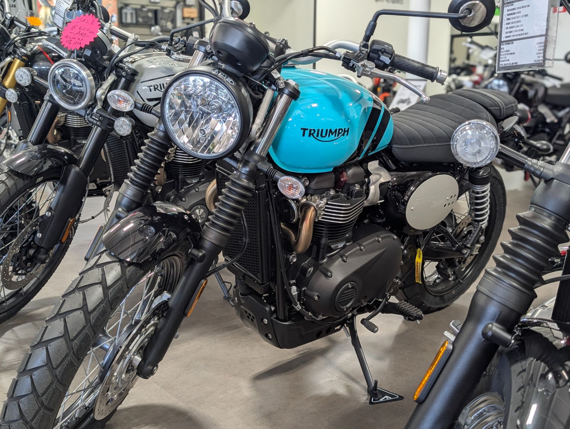 2025 Triumph Scrambler 900 1