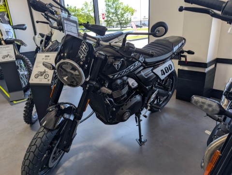 New 2027 Triumph Tracker 400, Elkhart IN | Specs, Price, Photos