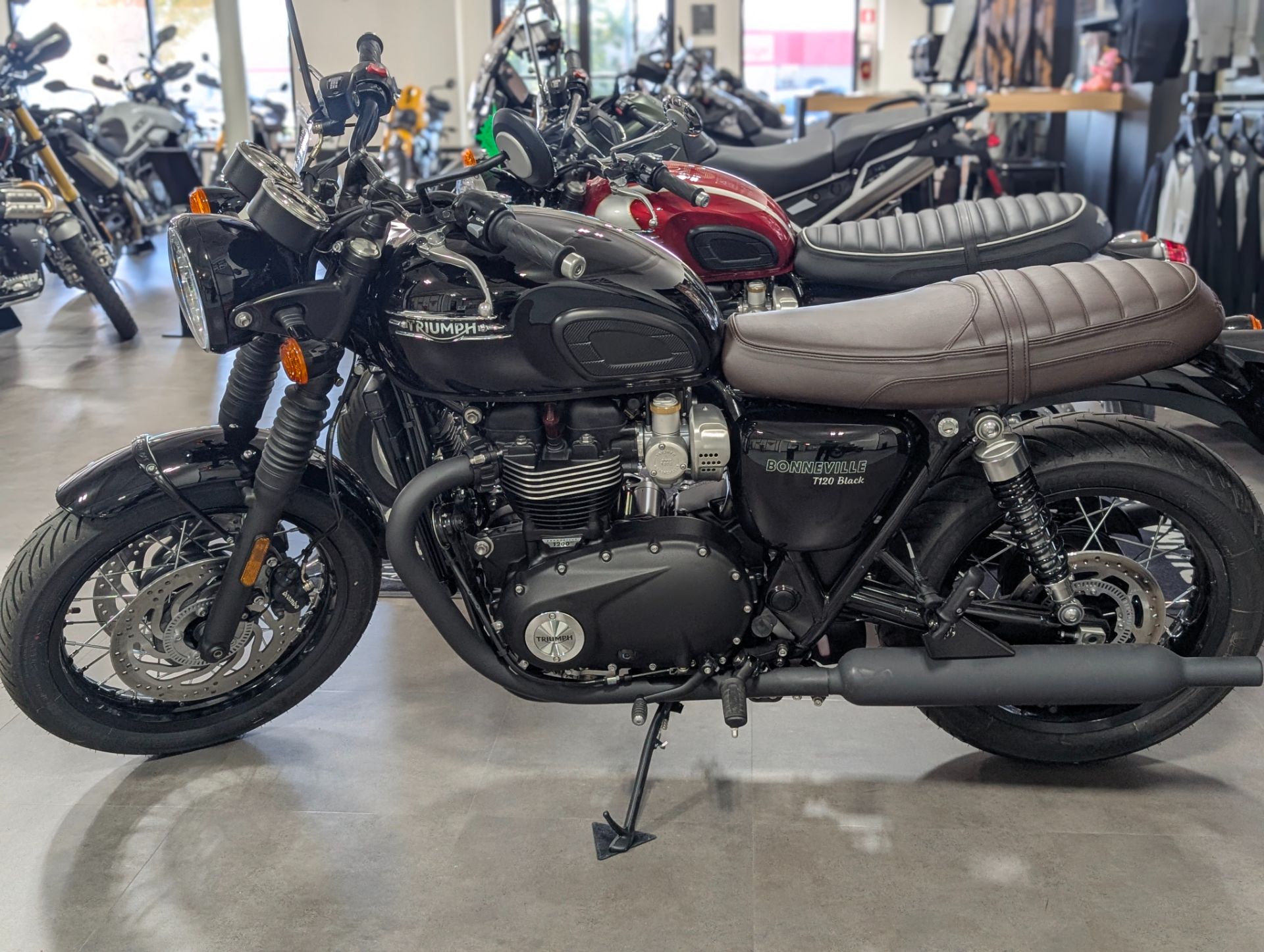 New 2025 Triumph Bonneville T120 Black, Elkhart IN | Specs, Price