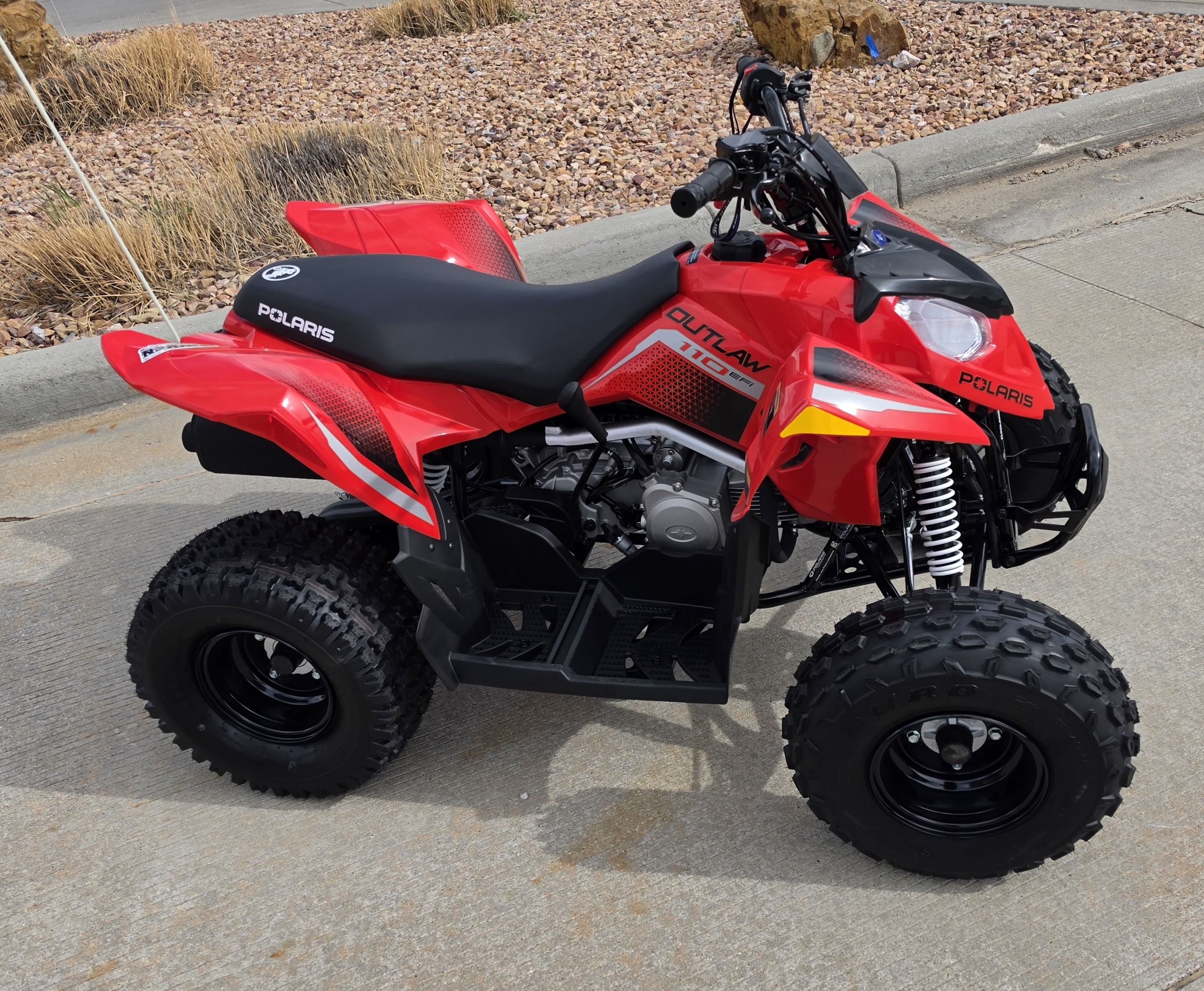 2026 Polaris Outlaw 110 EFI 1