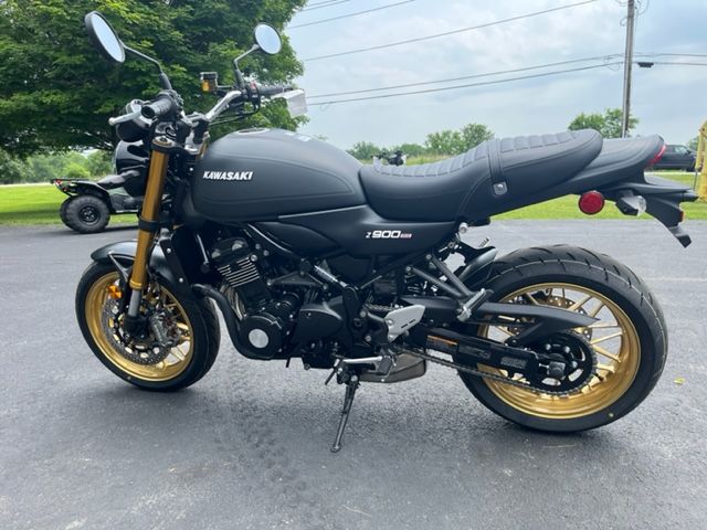 カワサキ Z900RS リアホイール 0667 純正 中古 バイク 部品