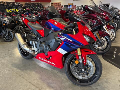 2022 Honda CBR1000RR ABS in Davenport, Iowa