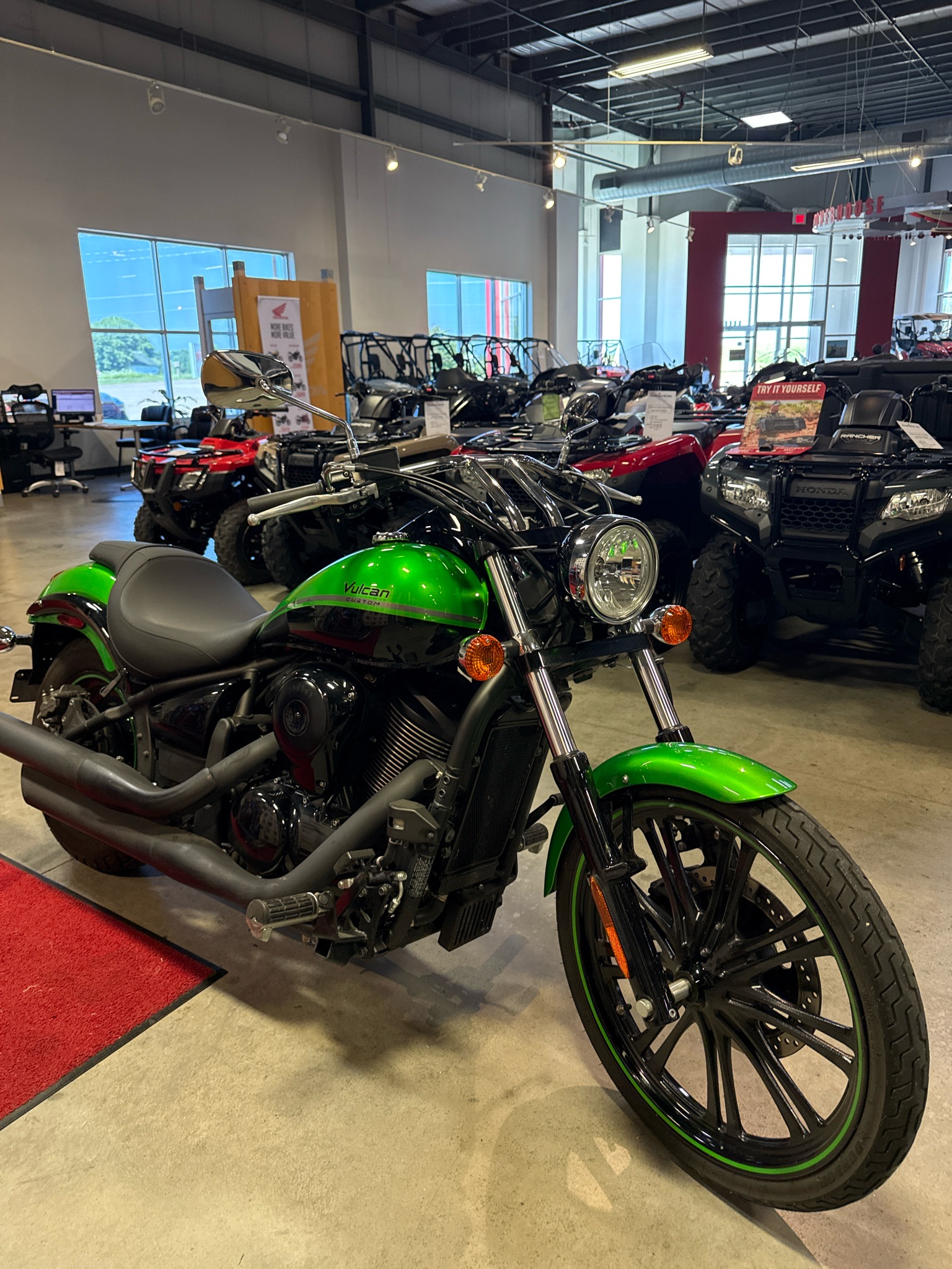 2018 Kawasaki Vulcan 900 Custom