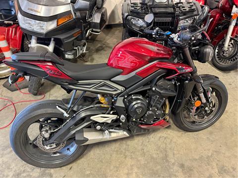 2024 Triumph Street Triple 765 RS in Davenport, Iowa - Photo 2