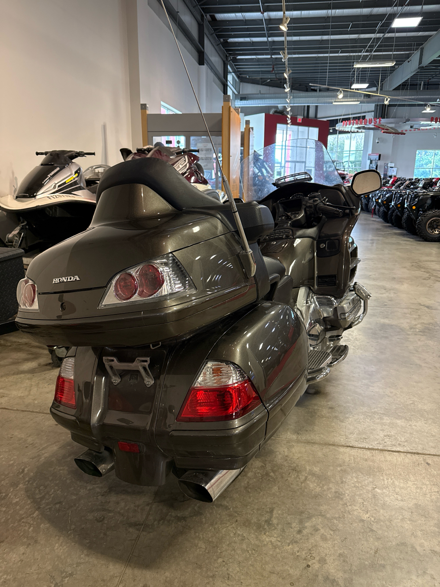 2009 Honda Gold Wing® Audio Comfort in Davenport, Iowa - Photo 2