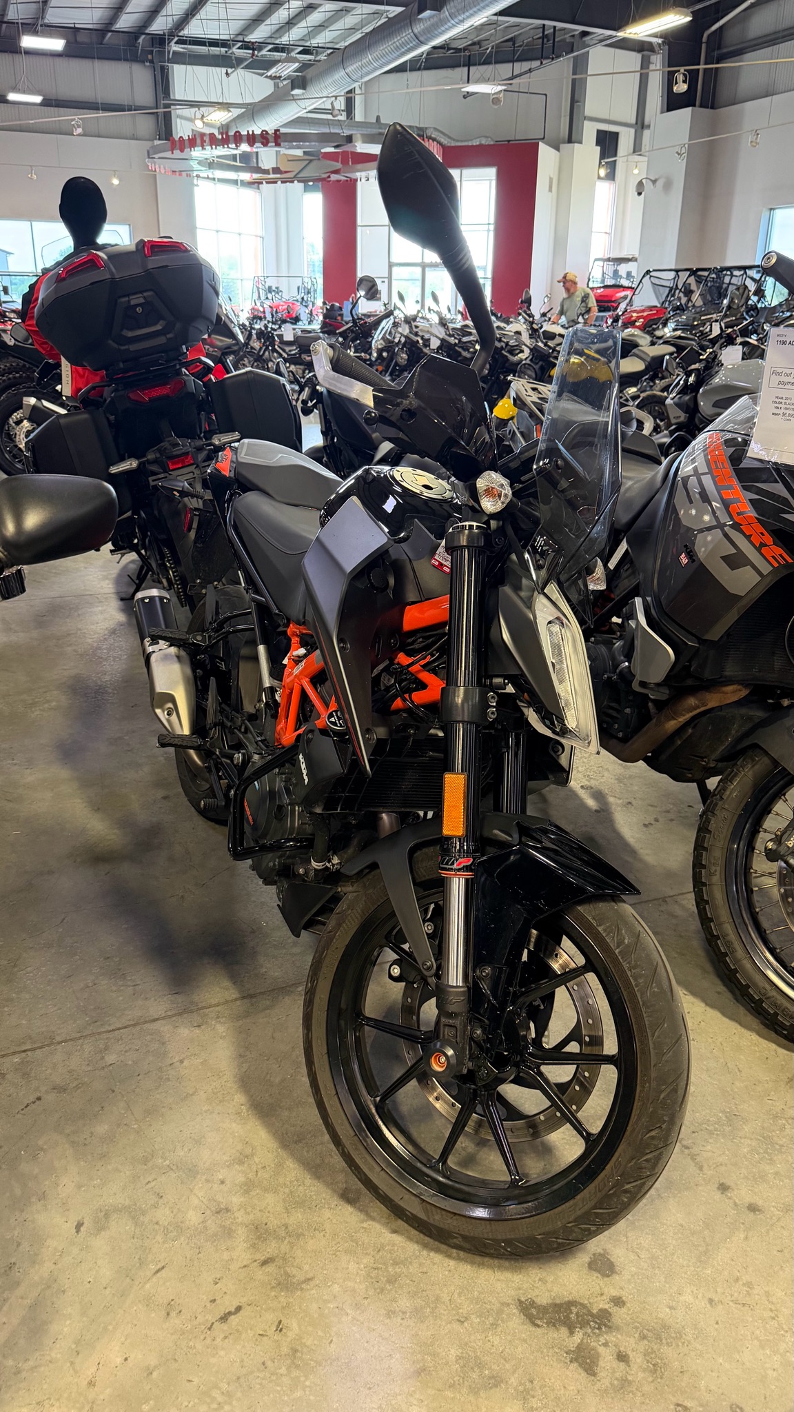 2023 KTM 390 Duke