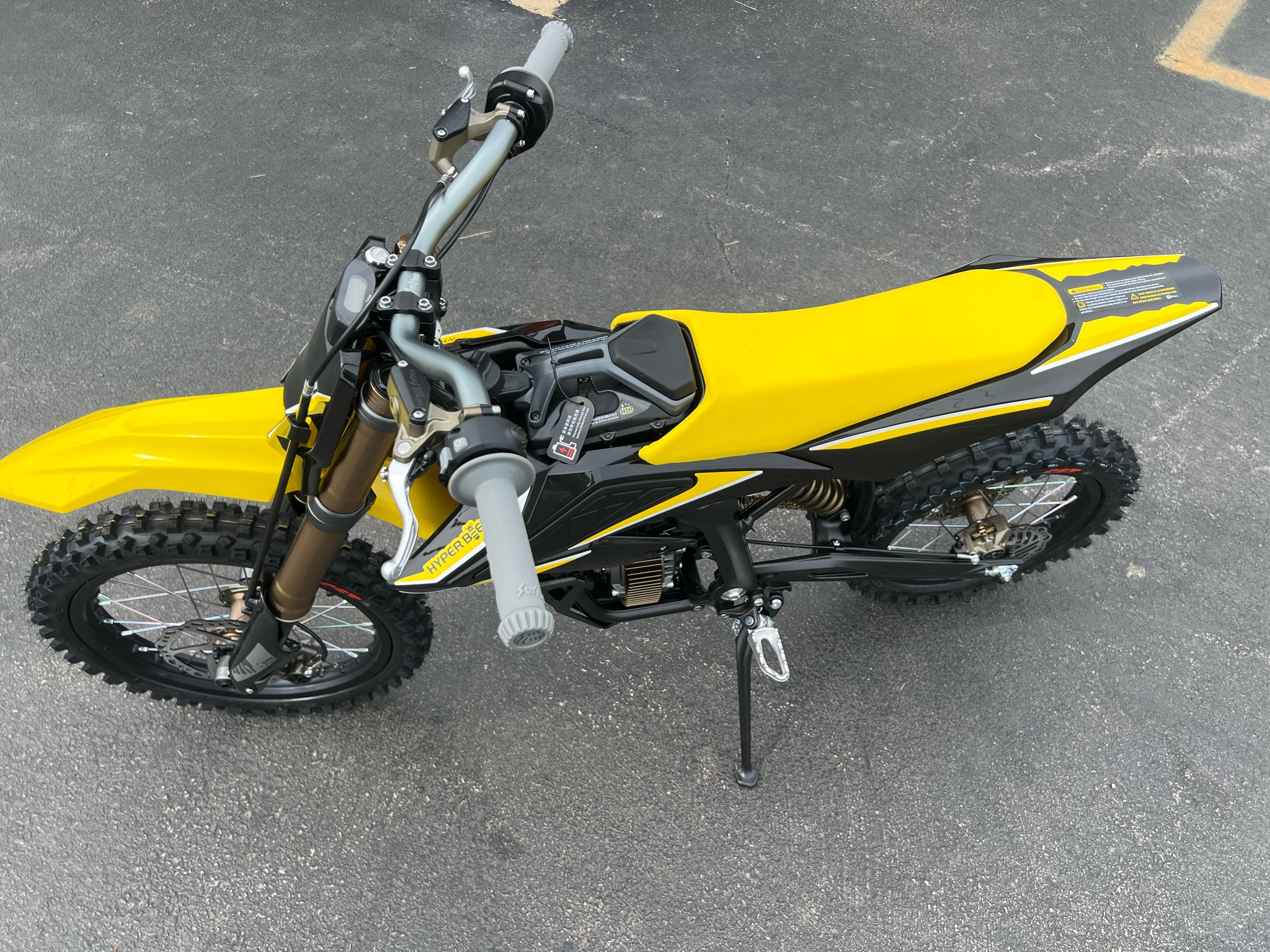 2026 Surron Hyper Bee photo 3