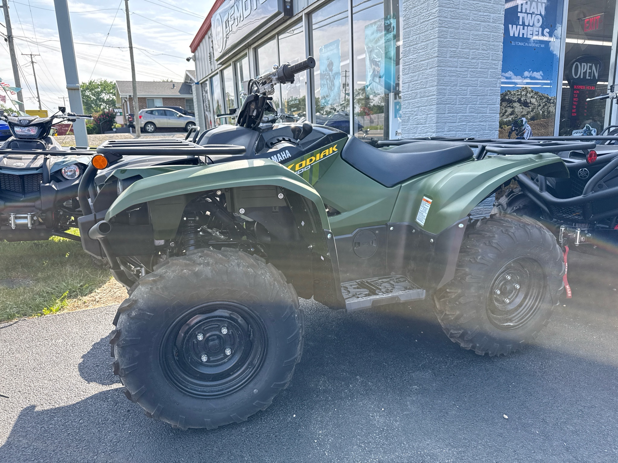 2026 Yamaha Kodiak 700 EPS 1