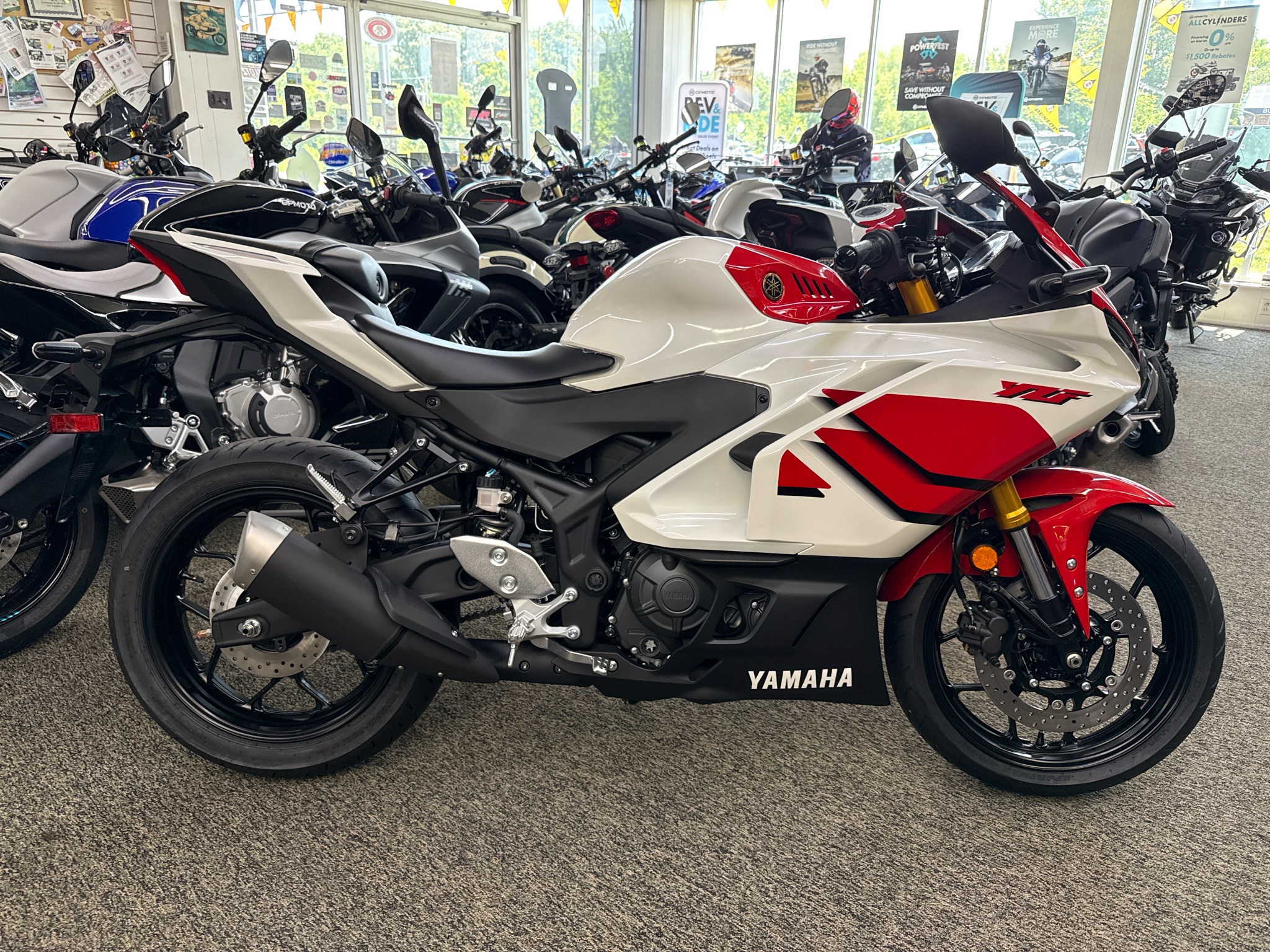 2026 Yamaha YZF-R3 | Motorcycles, Lockport IL near Chicago | Specs