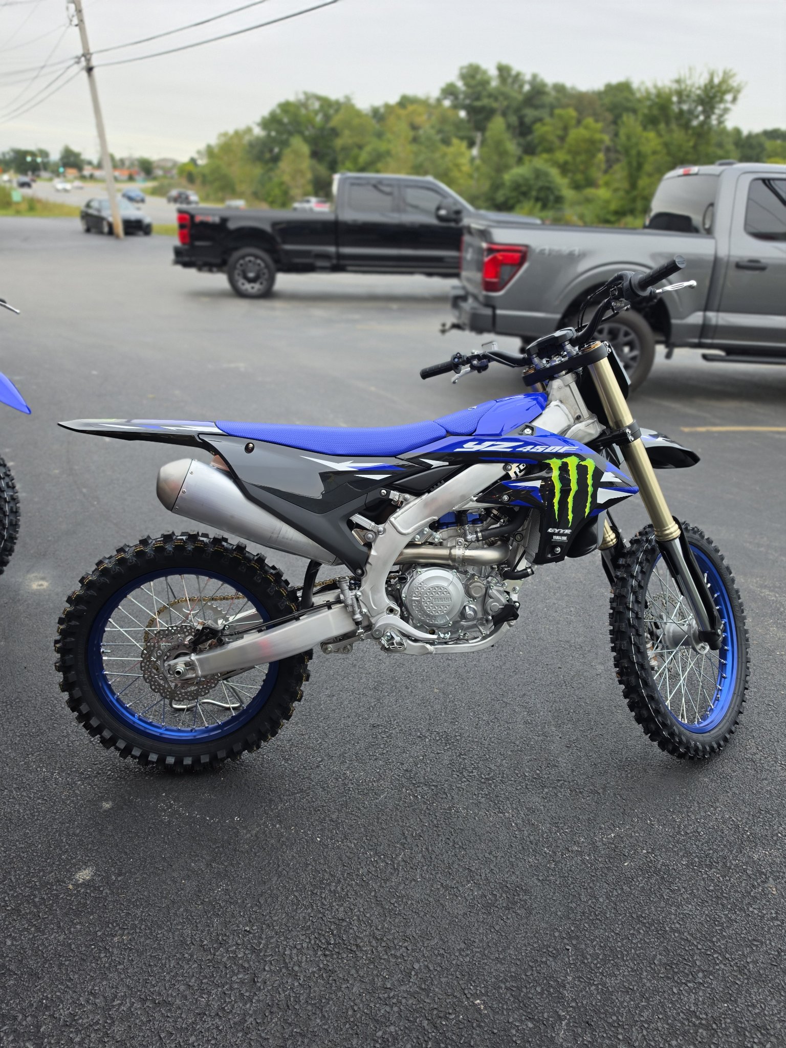 2027 Yamaha YZ450F Monster Energy Edition 2