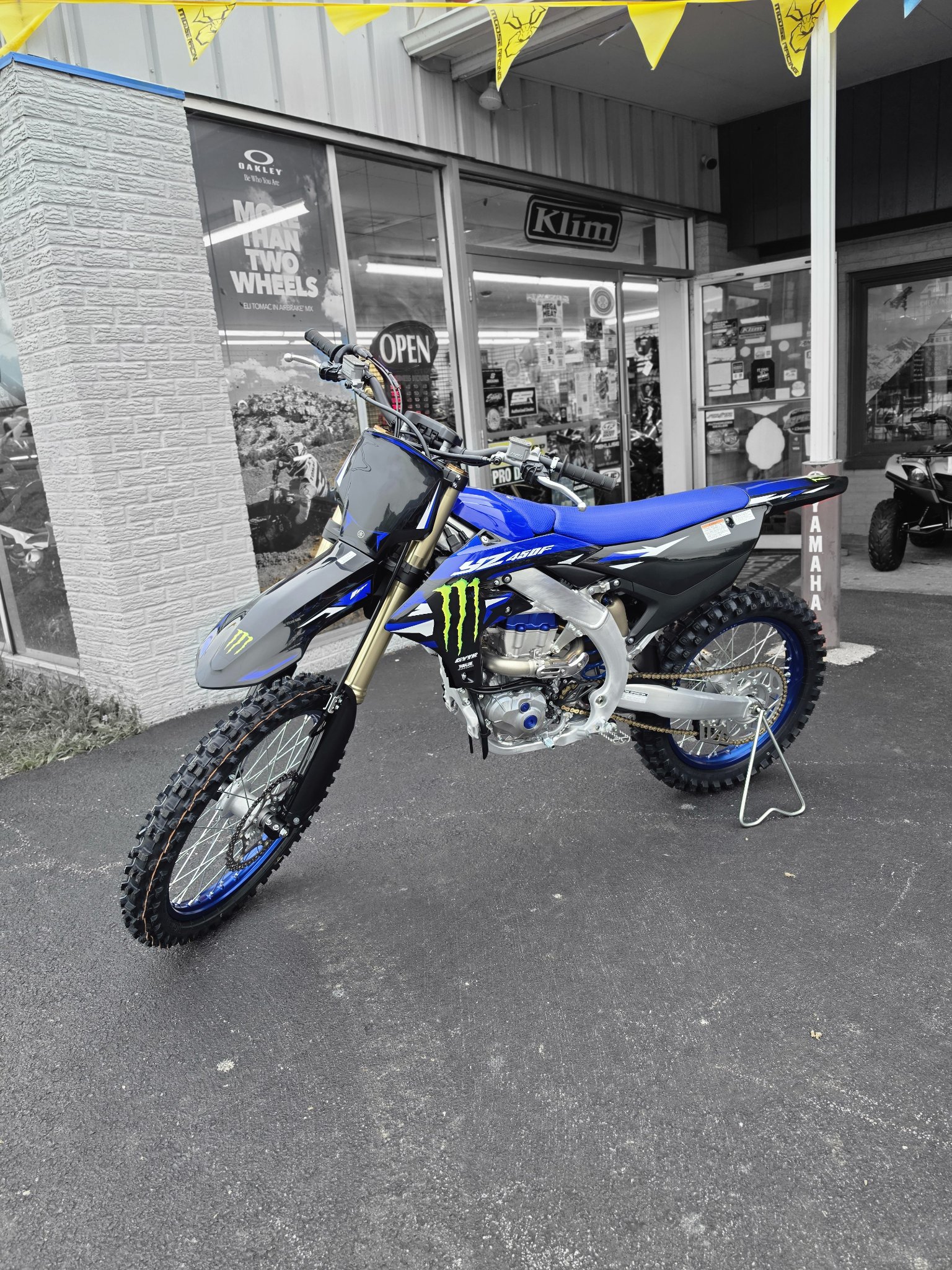 2027 Yamaha YZ450F Monster Energy Edition 5