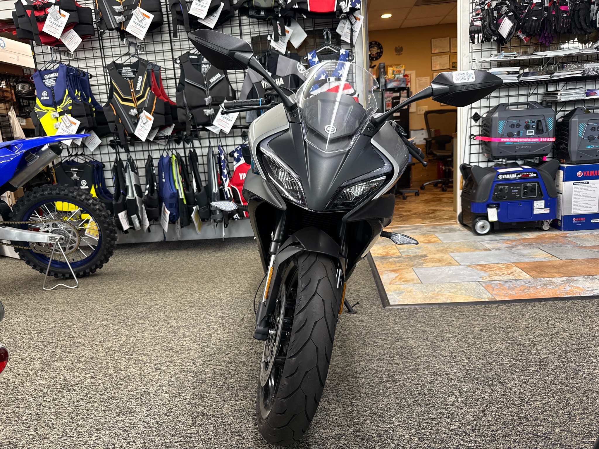 2025 CFMOTO 300SS | Motorcycles, Lockport IL near Chicago | Specs