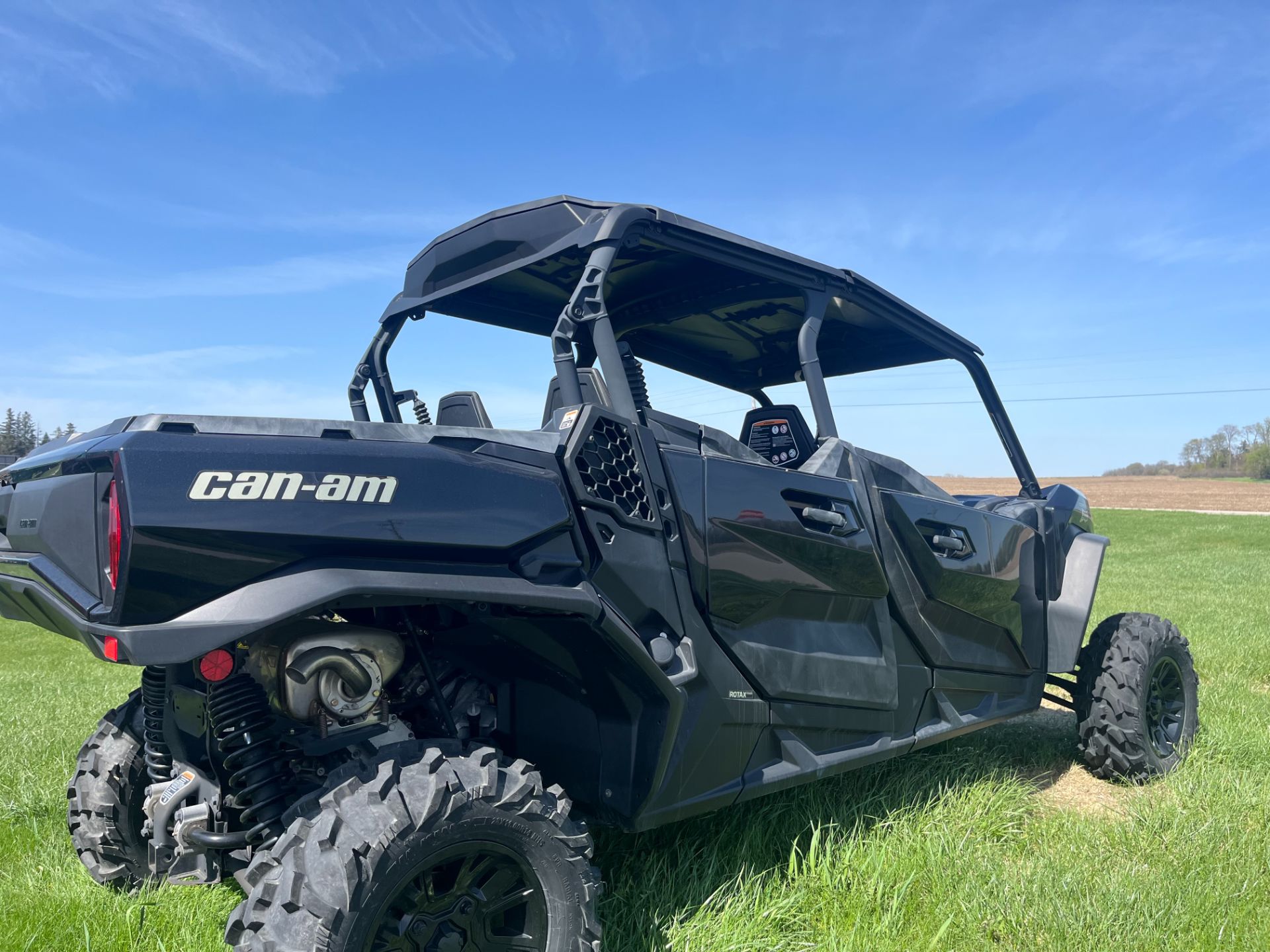 New 2023 Can-Am Commander MAX XT 1000R, Worthington IA | Specs