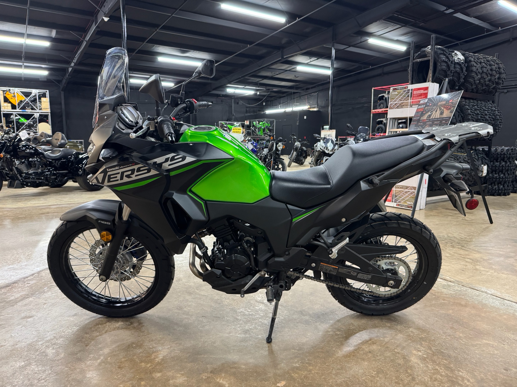 2025 Kawasaki Versys®-X 300 ABS 1