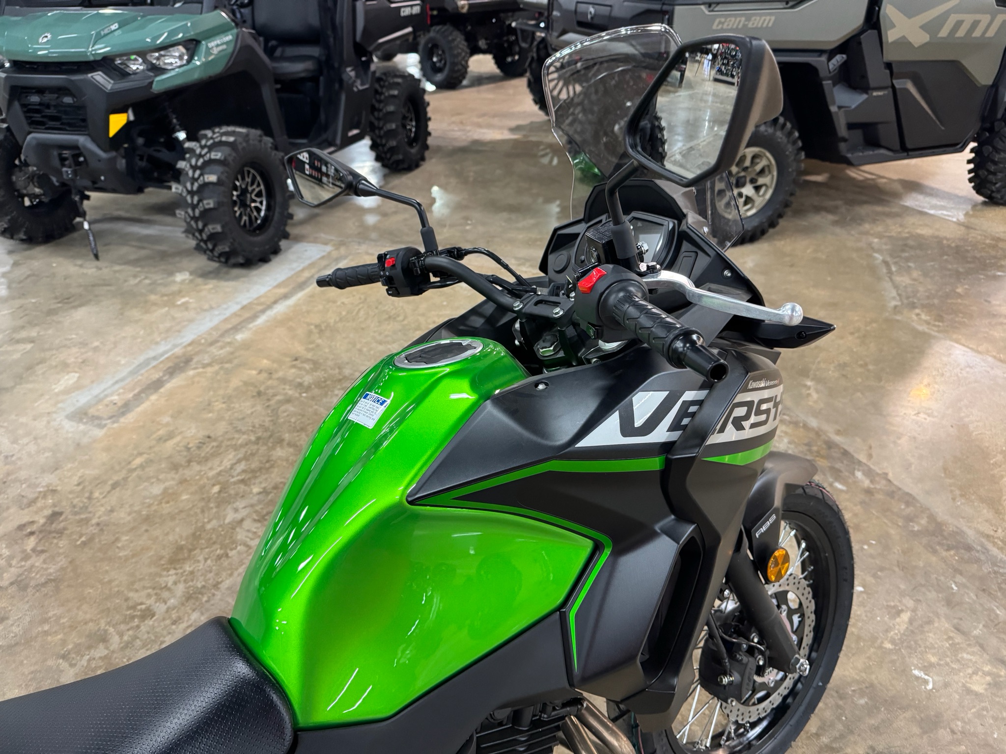 2025 Kawasaki Versys®-X 300 ABS 12
