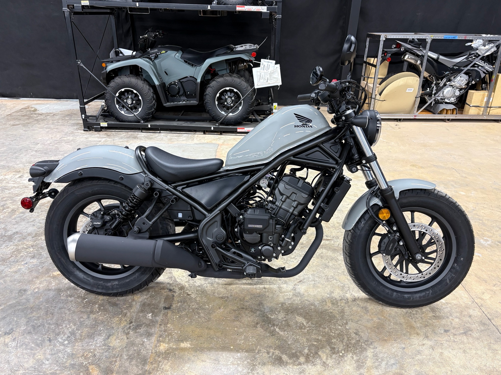 2026 Rebel 300 E-Clutch