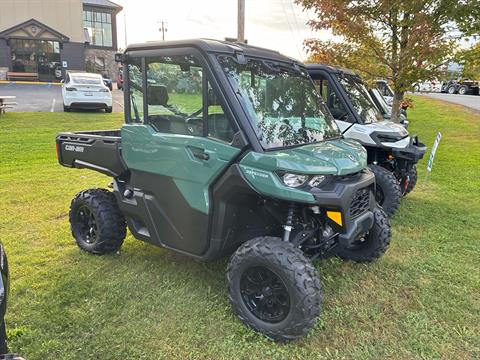 2026 Can-Am Defender DPS CAB