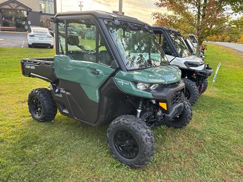 2026 Can-Am Defender DPS CAB
