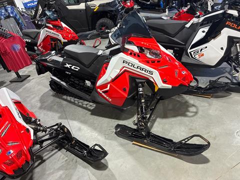 2027 Polaris 850 INDY XC 137 Indy Red ES